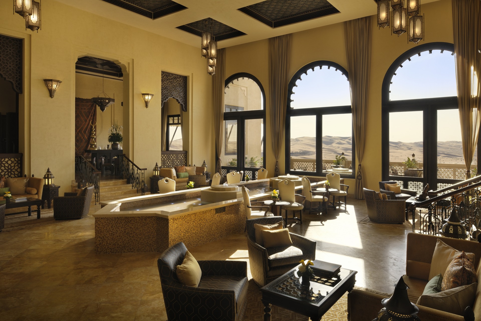 Lobby des Qasr Al Sarab