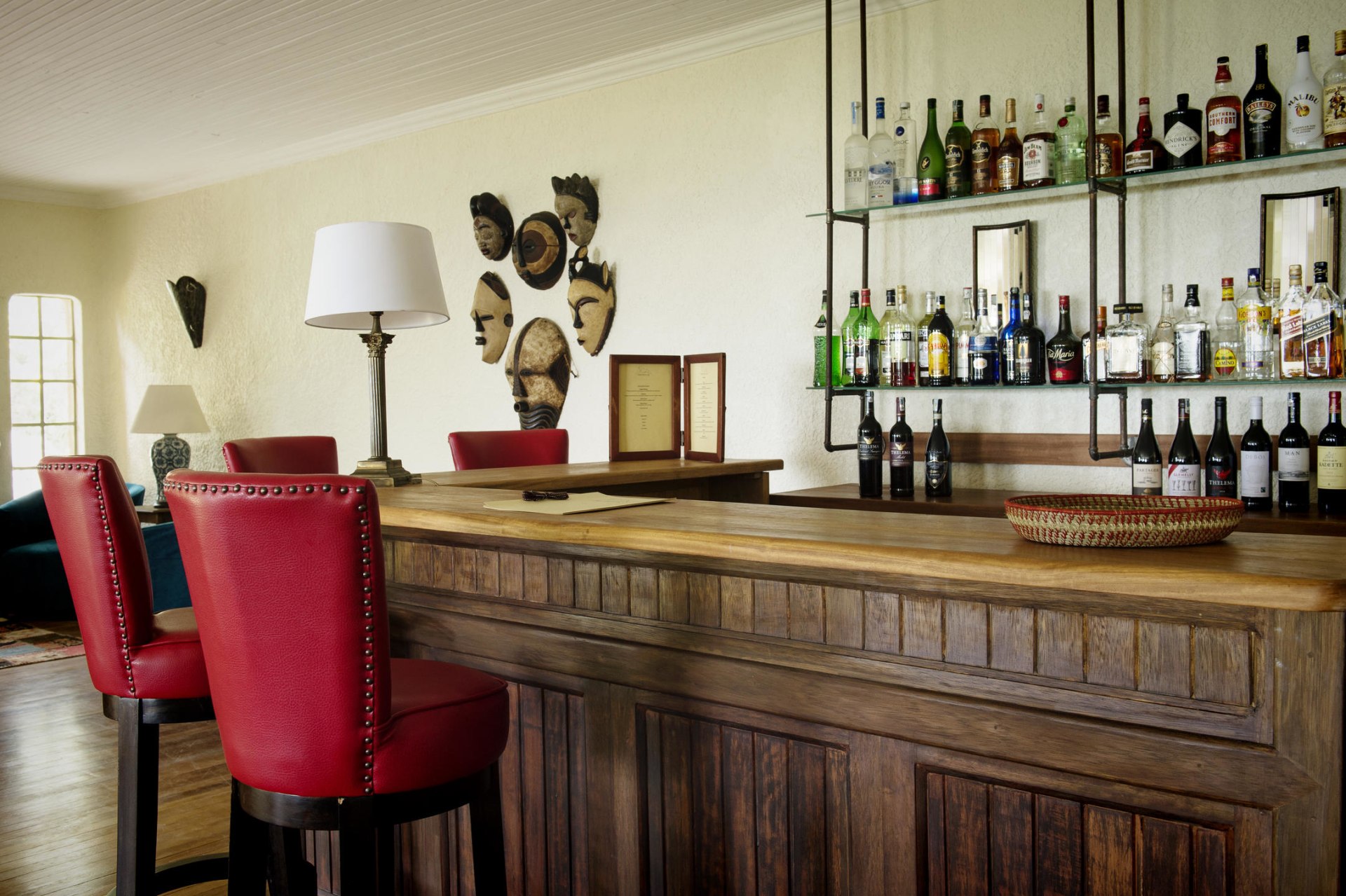 Bar in der Sabyinyo Silverback Lodge