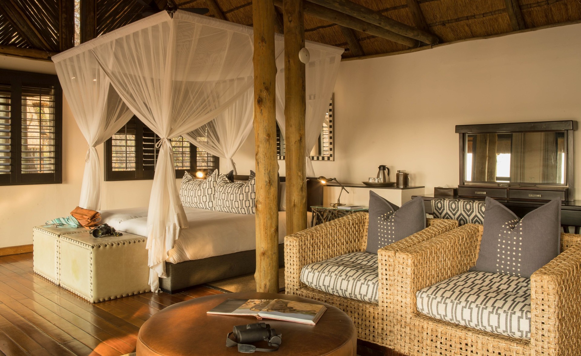 Innenenansicht eines Gaestezimmers der Savute Safari Lodge