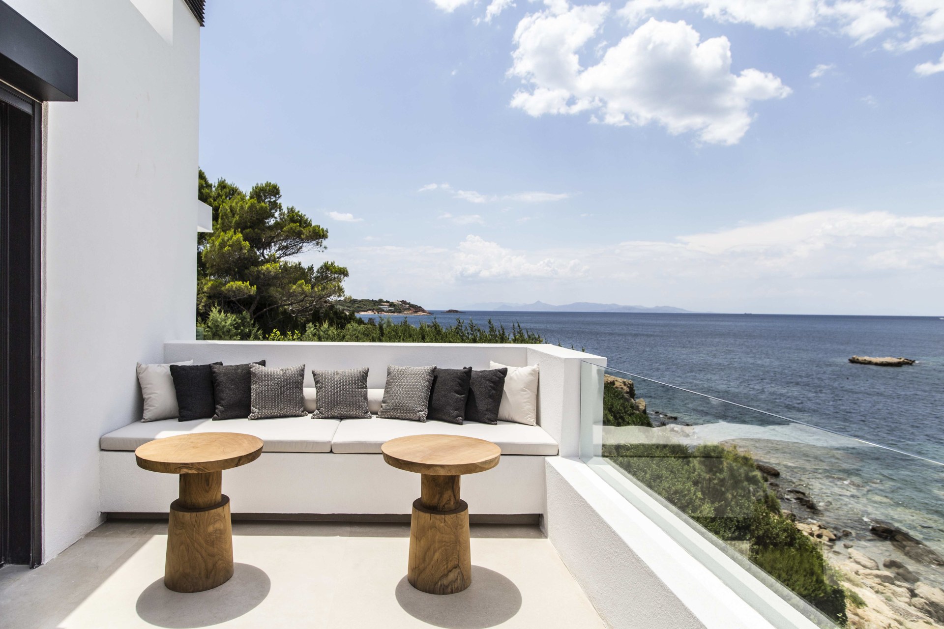 Terrasse mit Meerblick von der Villa des The Margi Athens