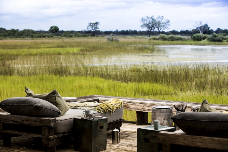 Aussicht von der Terrasse des Vumbura Plains Camp