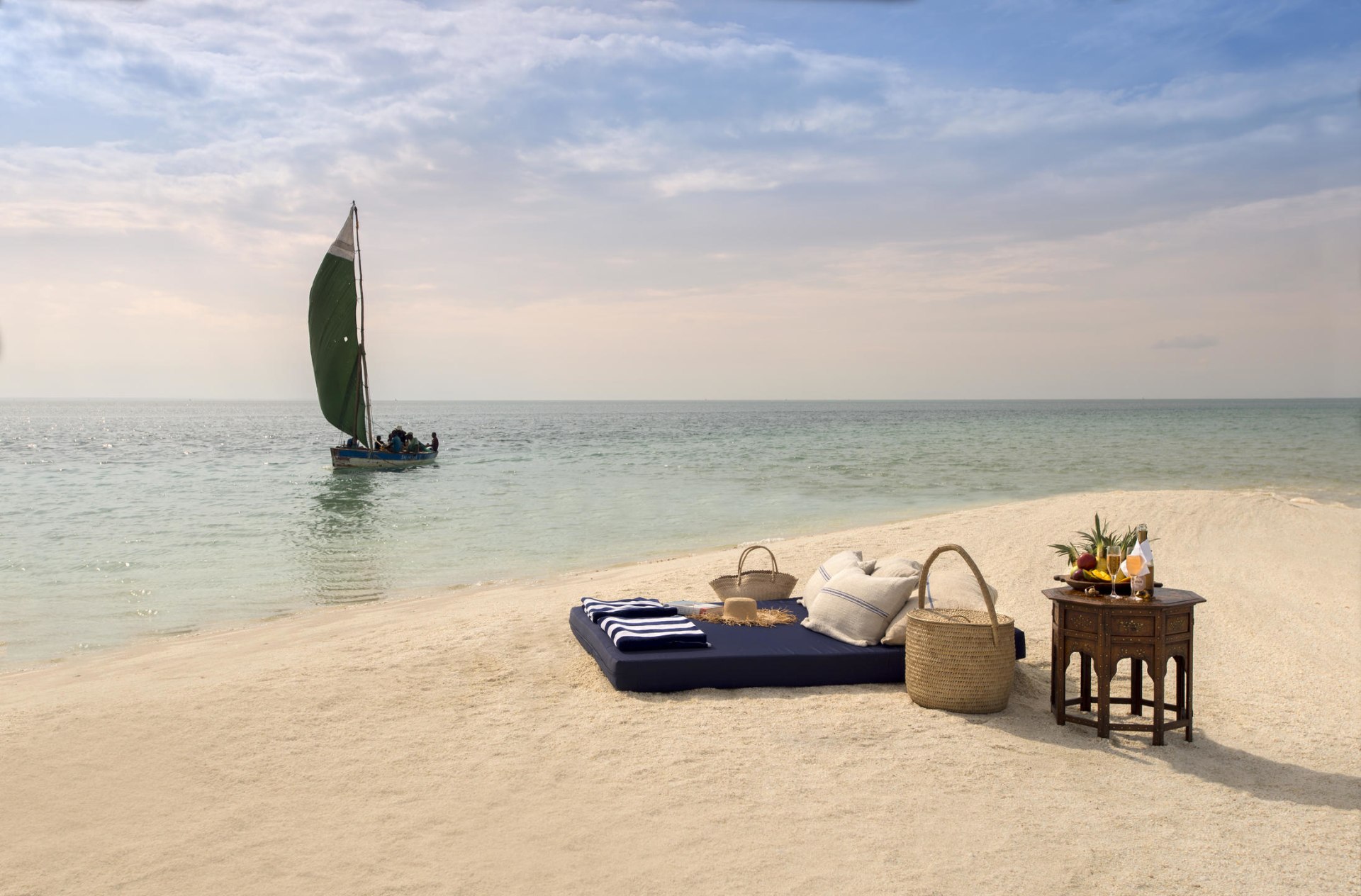 Picknick am Strand von andBeyond Benguerra Island