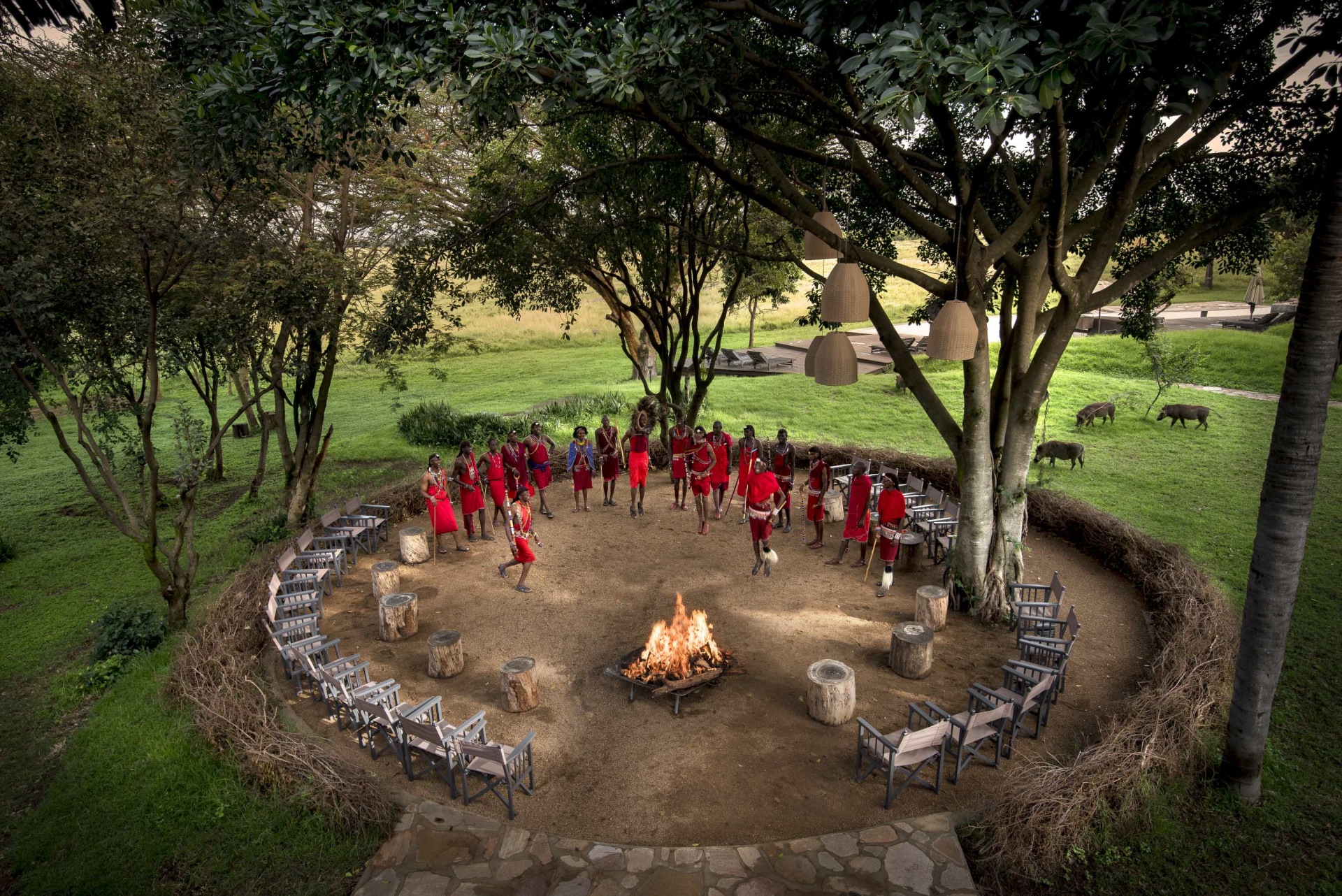 Lagerfeuer in der Boma des andBeyond Kichwa Tembo