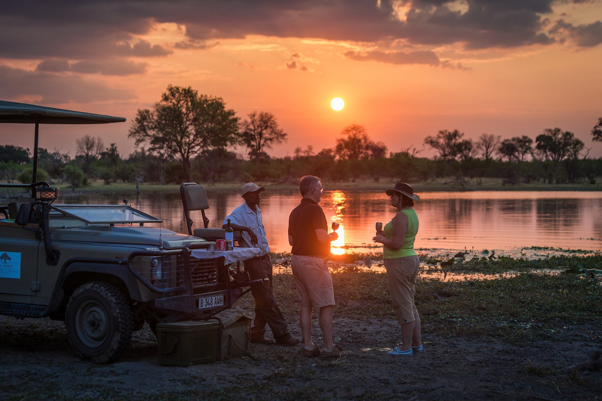 Sonnenuntergang im Okavango Delta in Botswana