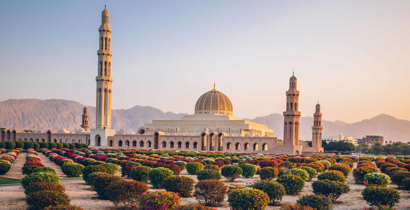 The Great Sultan Qabus Mosque | Canvas Club Oman Blog