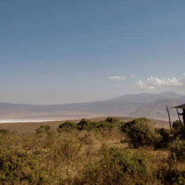 Blick über den Ngorongoro Krater von einem Gästezelt des Entamanu Ngorongoro