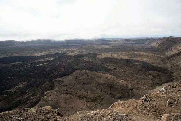 Blick in die Sierra Negra Caldera auf Isabela — zweitgroesste aktive Caldera der Welt mit 10 km Durchmesser, Galapagos-Inseln