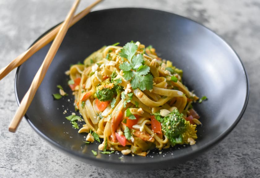 Thai Noodles with Curry Peanut Sauce