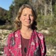Dr. Julia Neumann