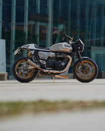 ミニカー BRITAINS MOTORCYCLE Speed Twin Rider s-l1200.jpg