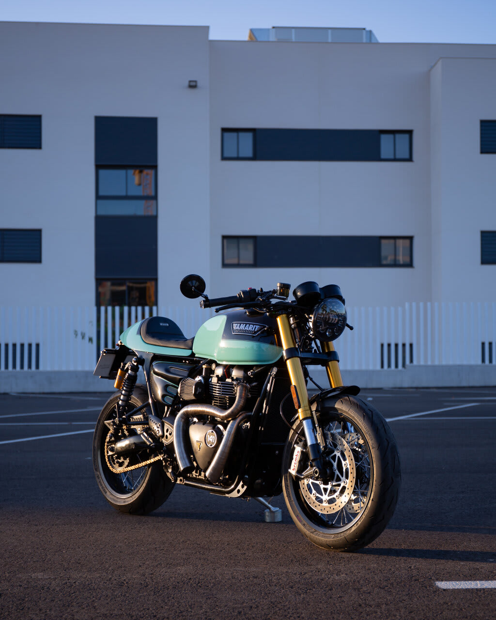 triumph bonneville t120 brat style tamarit coffee snob