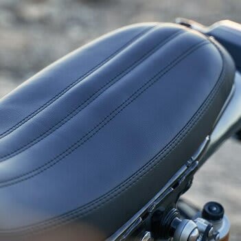 Triumph scrambler store 1200 comfort seat
