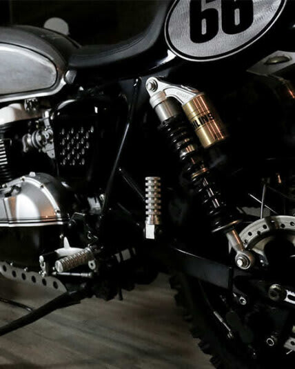 Tamarit bike number 20 | Black Moustache Thruxton in brushed