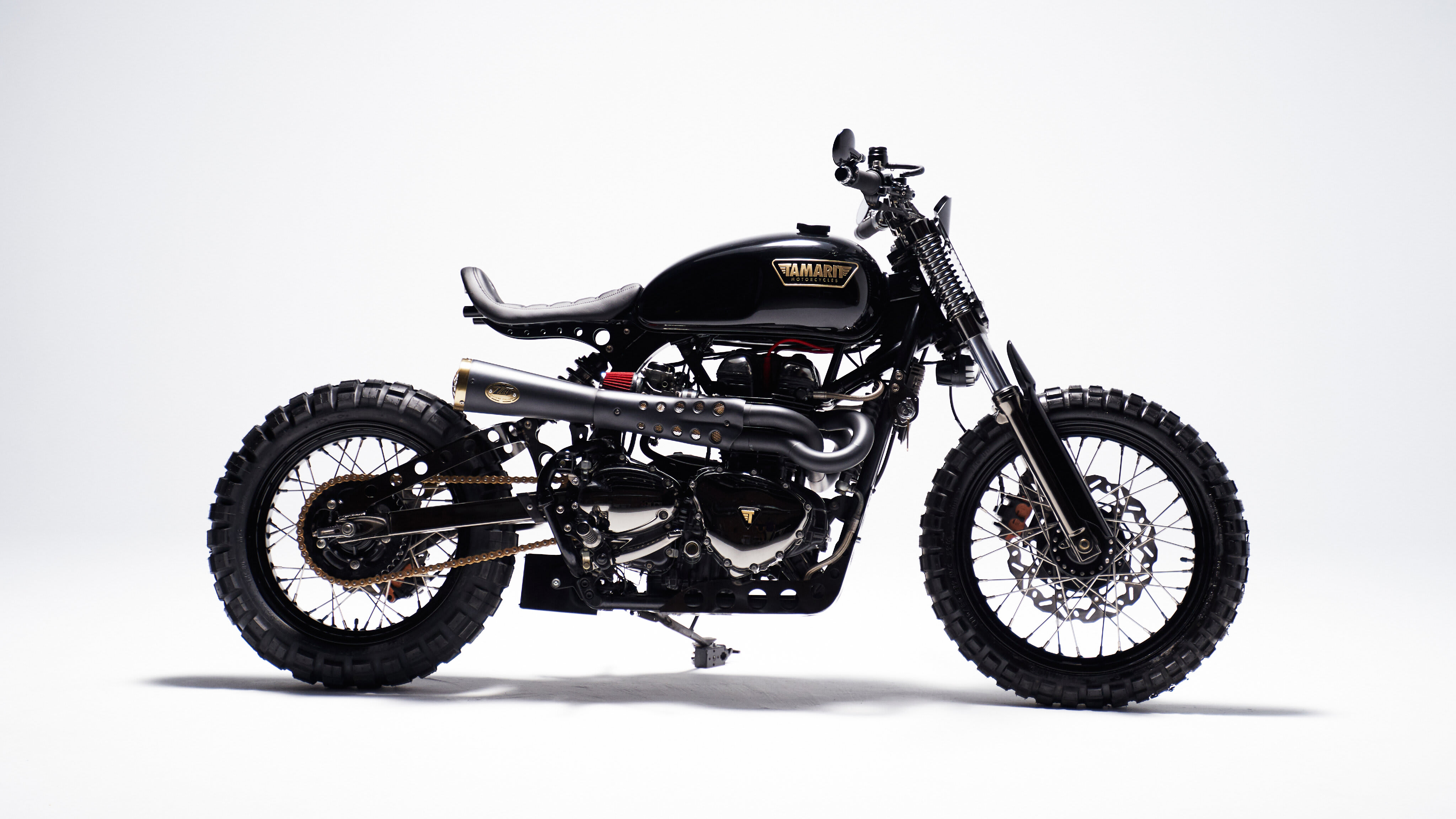 101 Veneno | A motorcycle that unites two emblematic concepts