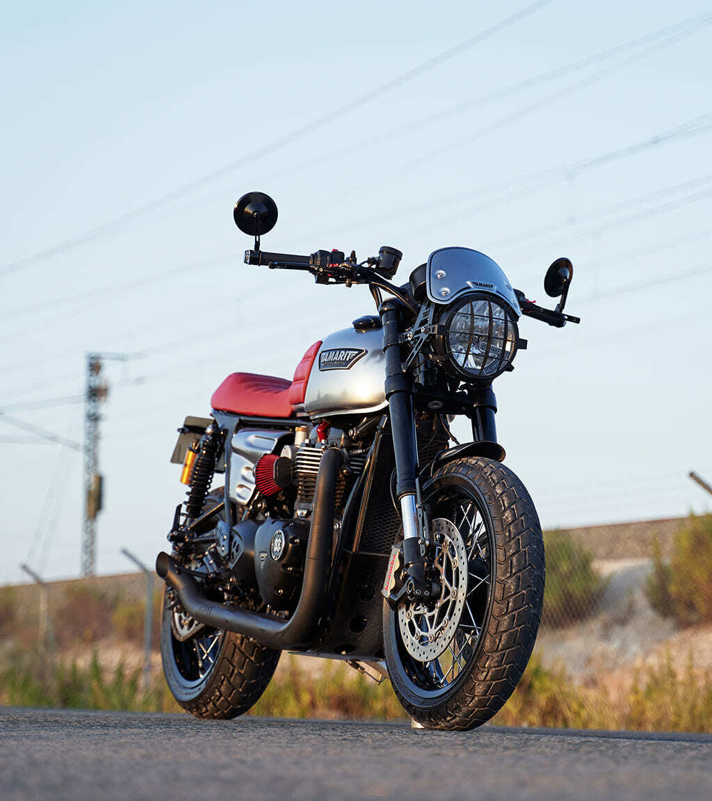 triumph thruxton 1200R cafe racer tamarit arcadia