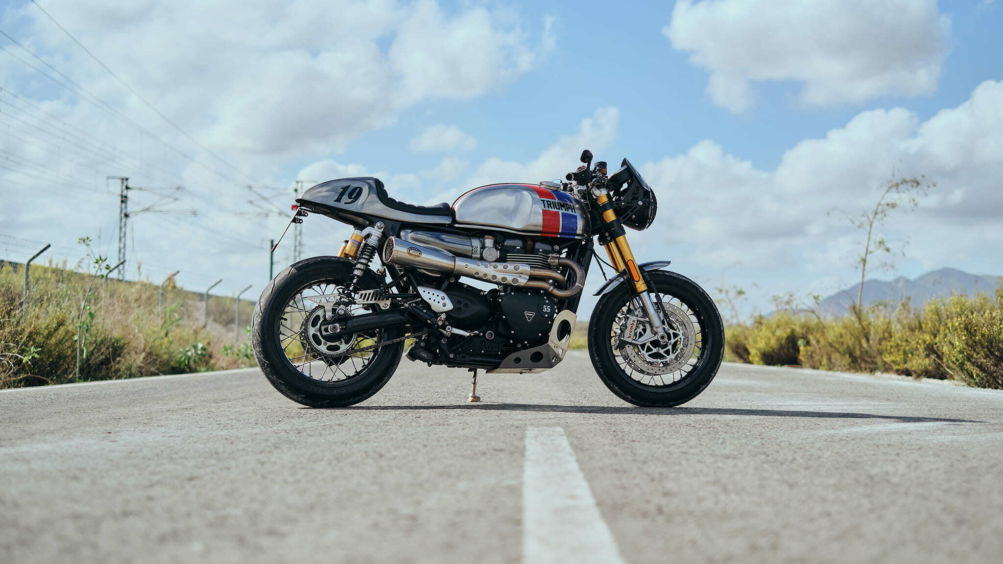 triumph thruxton 1200R cafe racer lauritz