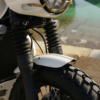 New generation Triumph front fender | Tamarit Motorcycles