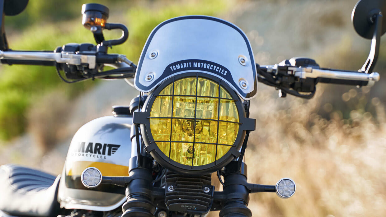 triumph street scrambler scrambler style tamarit toxicosmos