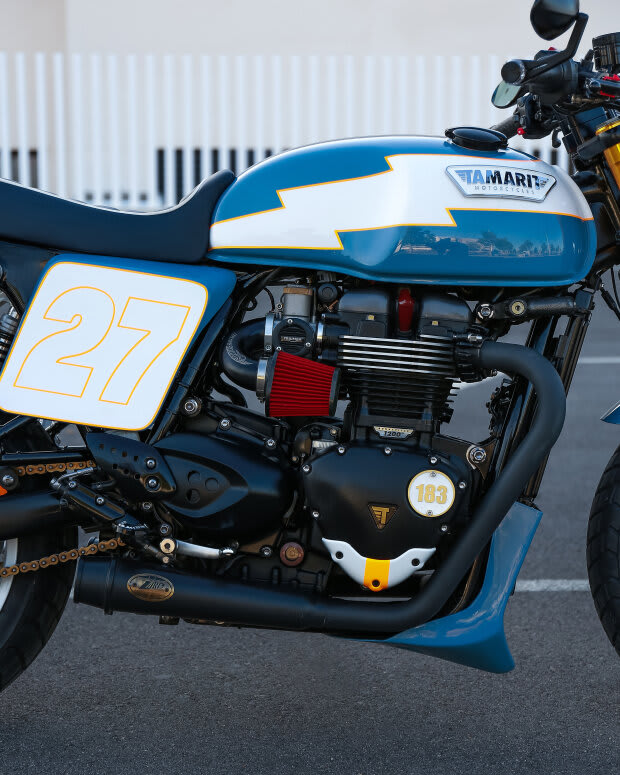 triumph thruxton 1200rs brat style tamarit senko