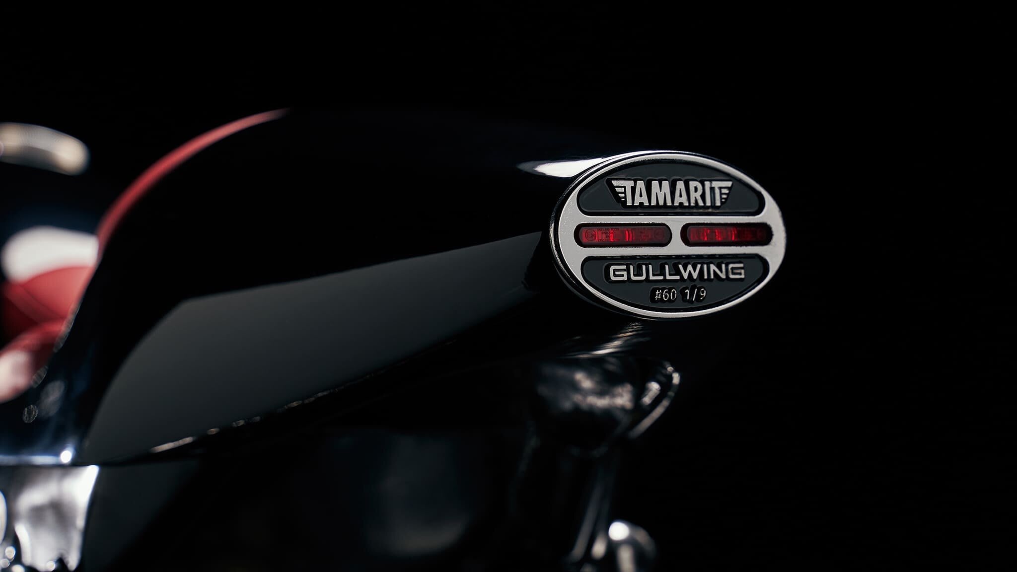triumph thruxton 900 cafe racer tamarit gullwing