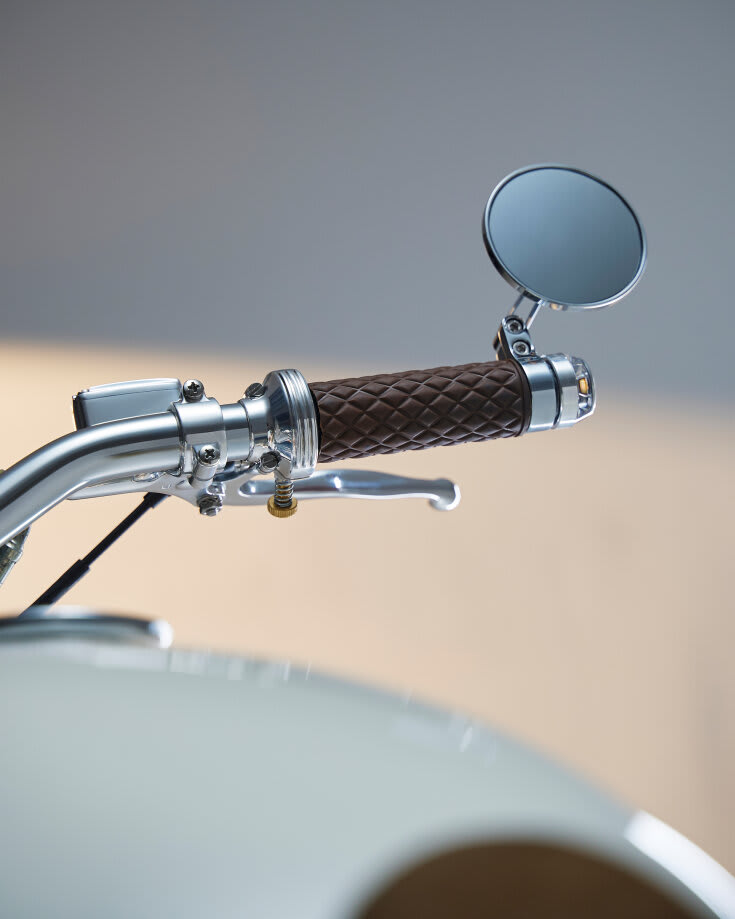 triumph bonneville t100 tracker tamarit phantom