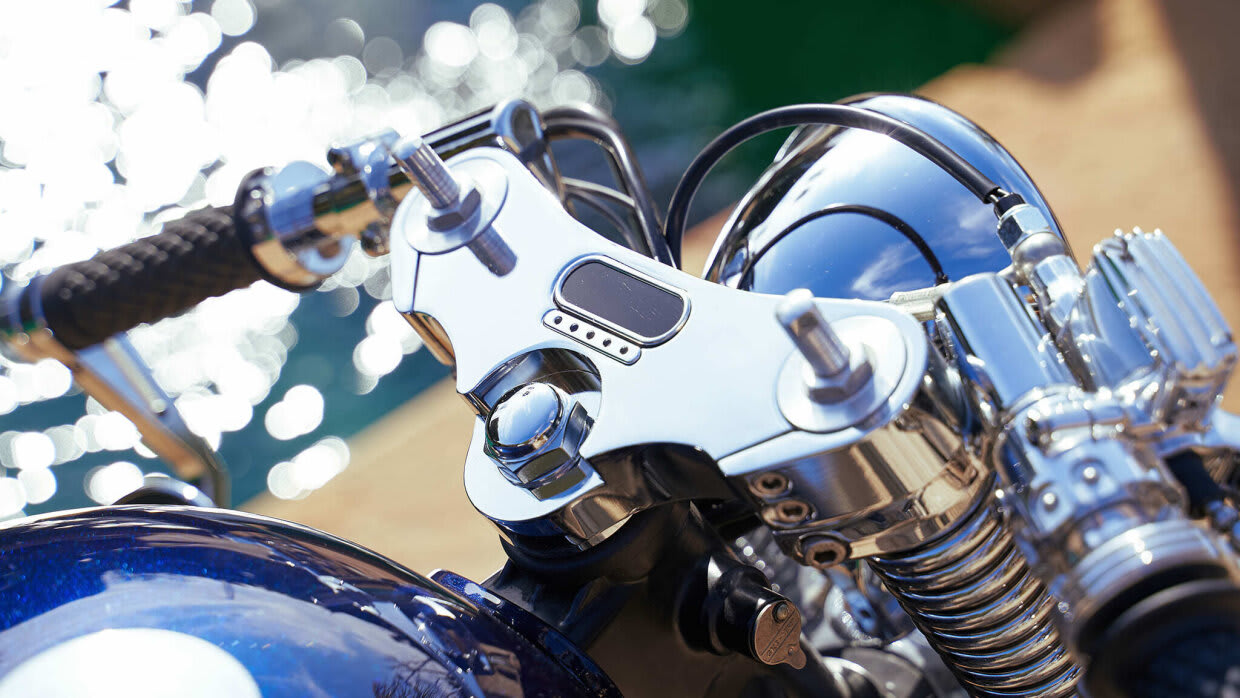 triumph thruxton 900 cafe racer tamarit rubrica