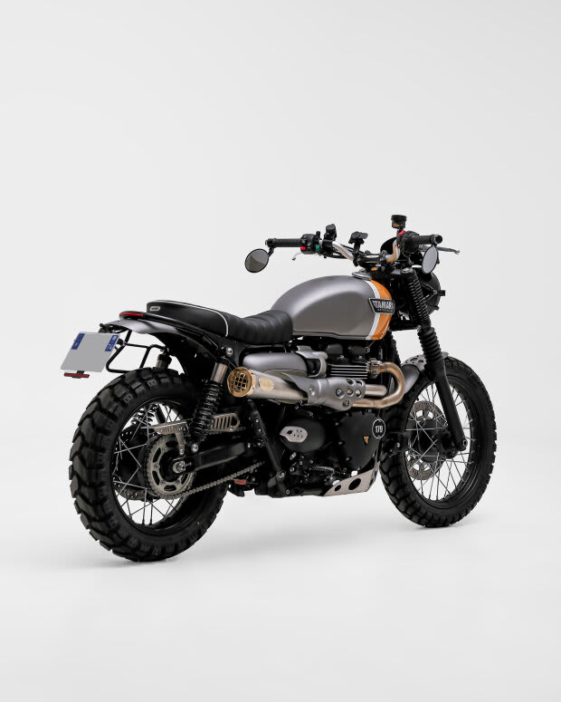 triumph thruxton 1200r cafe racer tamarit missile