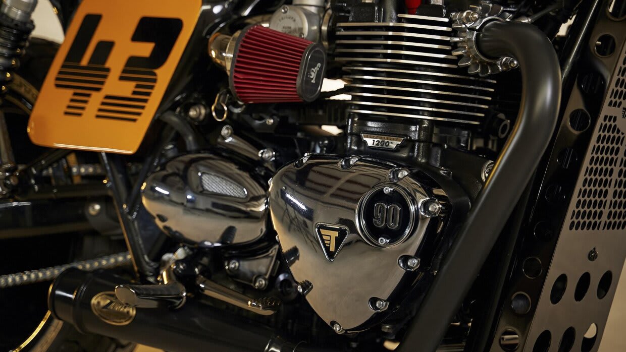 triumph bonneville t120 brat style tamarit b52