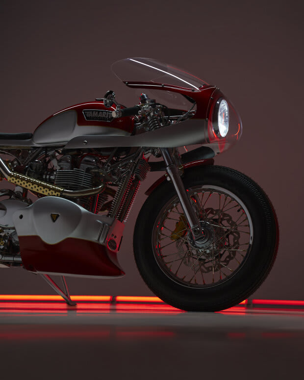 triumph thruxton 900 cafe racer thunderbird 1