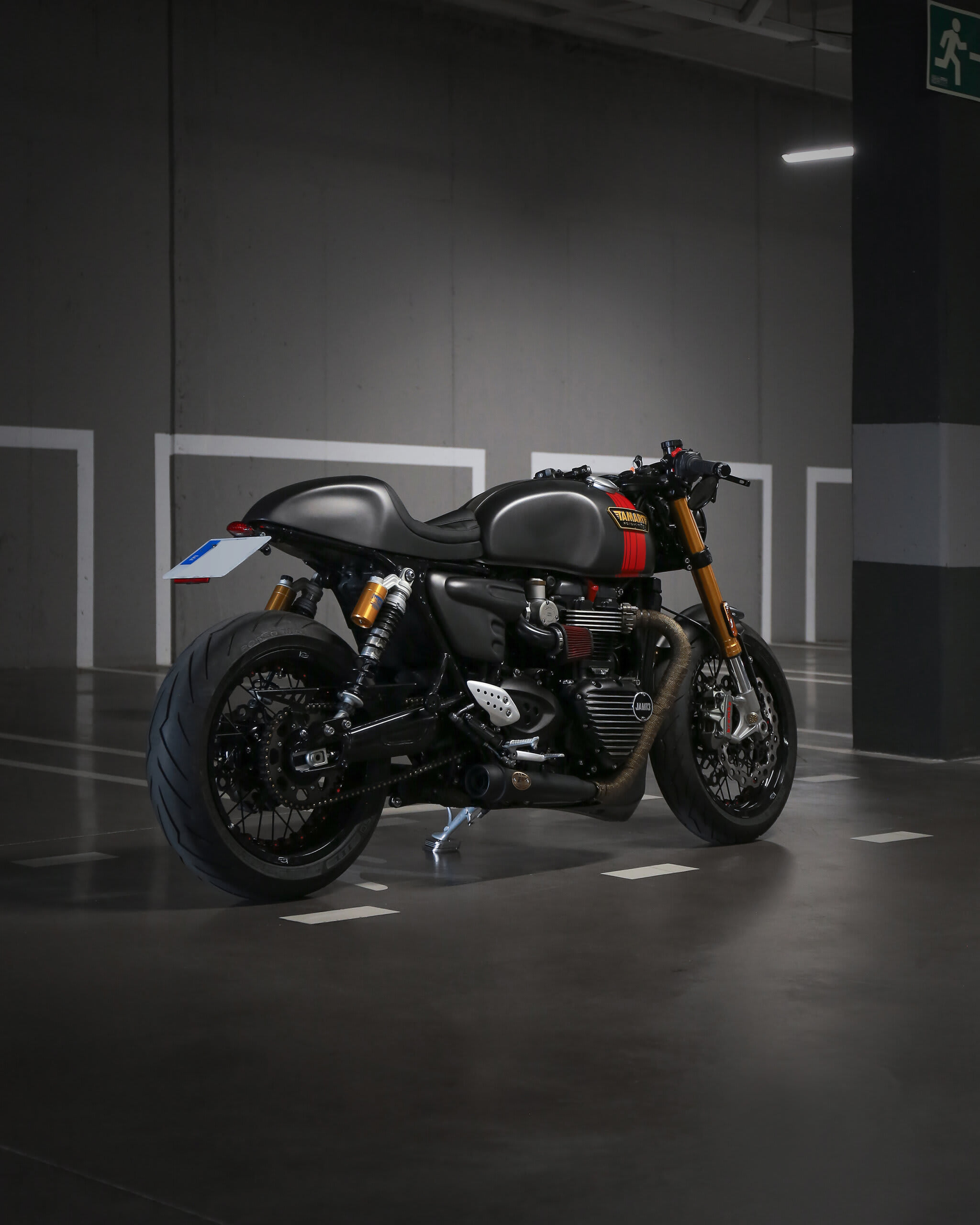 triumph thruxton rs caferacer tamarit jam13