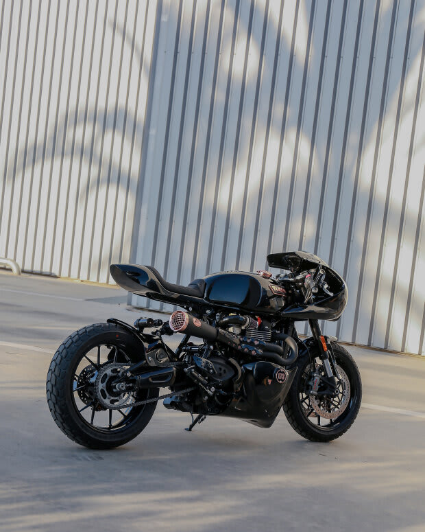 triumph thruxton 1200RS cafe racer tamarit 