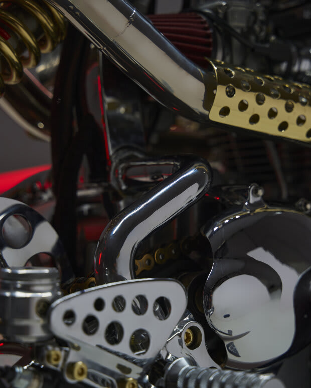 triumph thruxton 900 cafe racer thunderbird 1