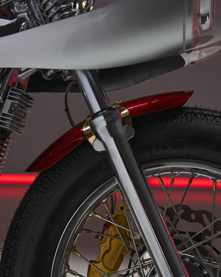triumph thruxton 900 cafe racer thunderbird 1