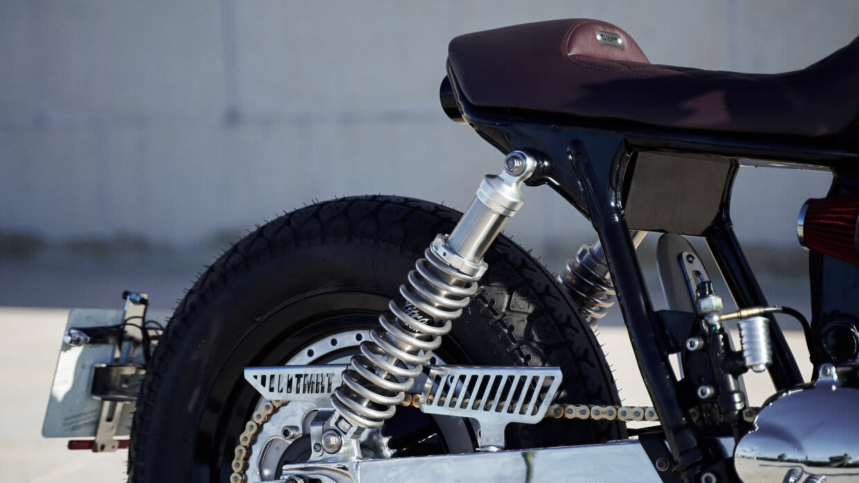 triumph bonneville t100 brat style tamarit aileen