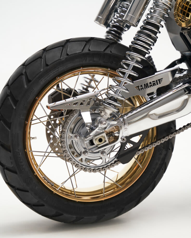 triumph thruxton 900 cafe racer thunderbird 1