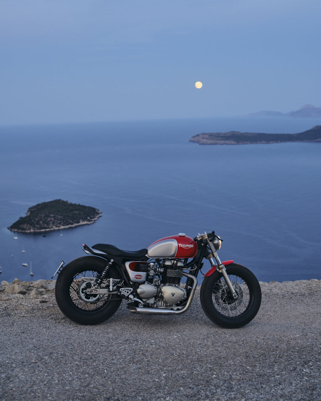 triumph thruxton 900 cafe racer tamarit stalker