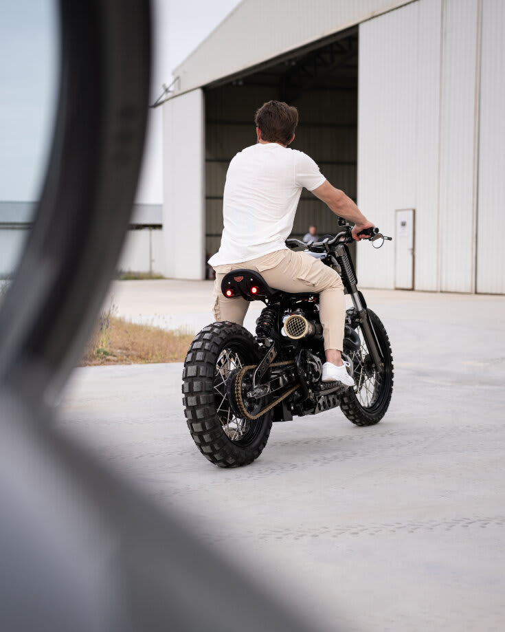 triumph bonneville t100 tracker tamarit veneno