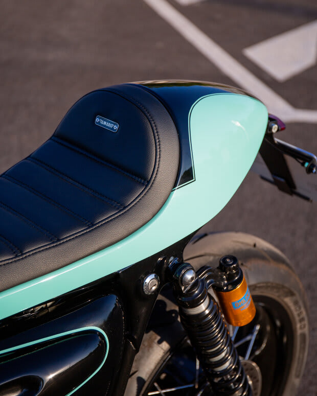 triumph thruxton 1200r cafe racer tamarit turXton