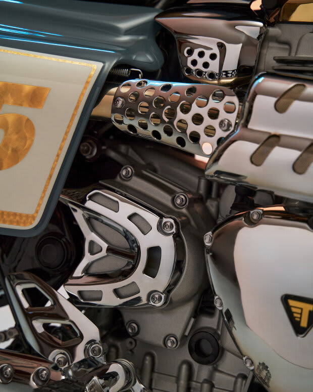 triumph thruxton 900 cafe racer thunderbird 1