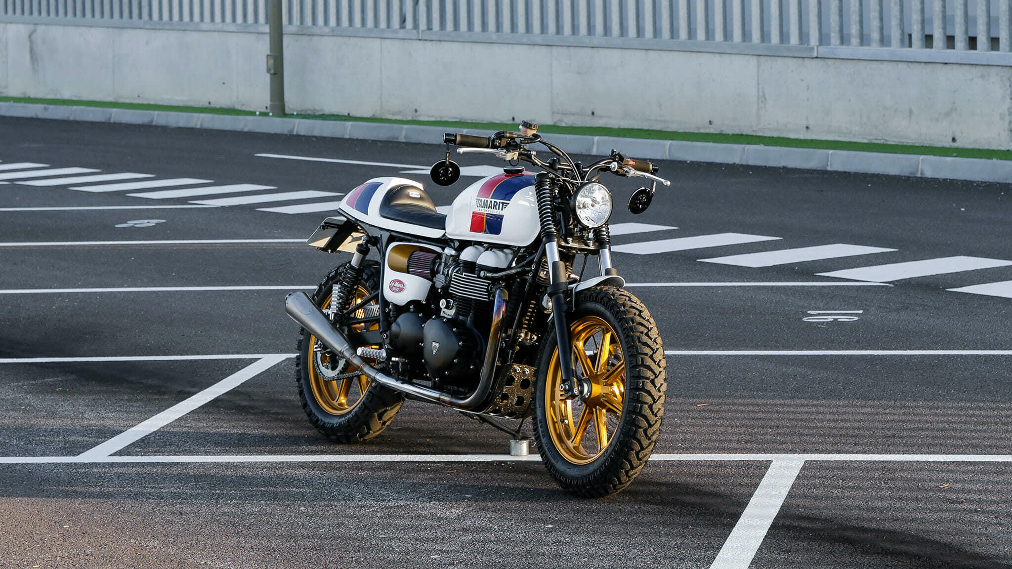 triumph bonneville se cafe racer tamarit lemans