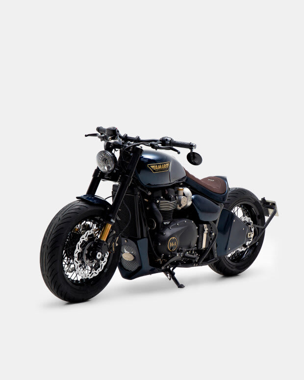 triumph thruxton 1200r cafe racer tamarit missile