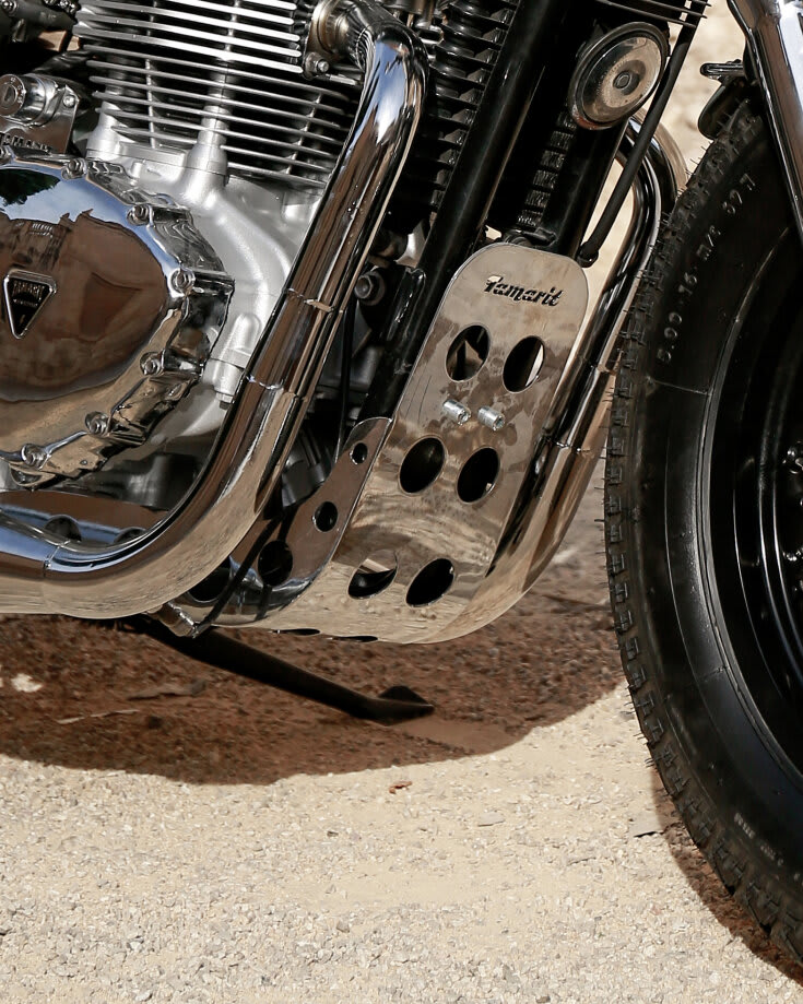 triumph thruxton 900 brat style tamarit victory