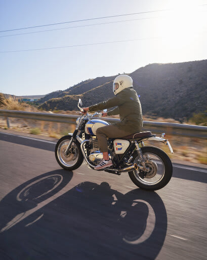 triumph bonneville t120 brat style tamarit legado