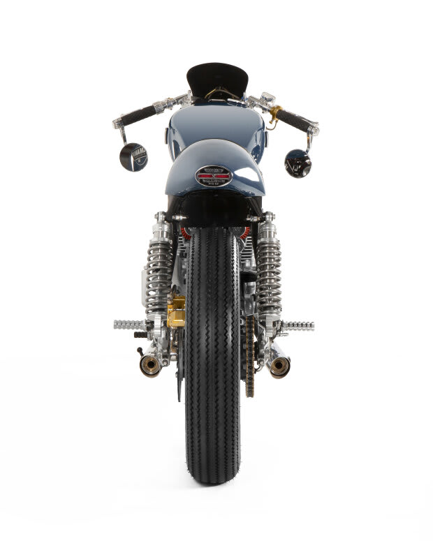 113-triumph-thruxton-900-cafe-racer-tamarit-gullwing-x-01