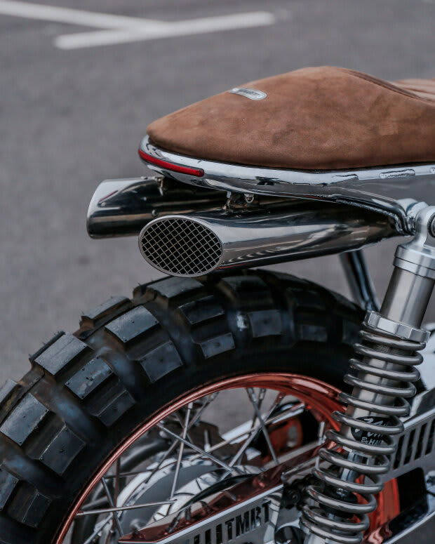 triumph thruxton 1200r cafe racer tamarit missile