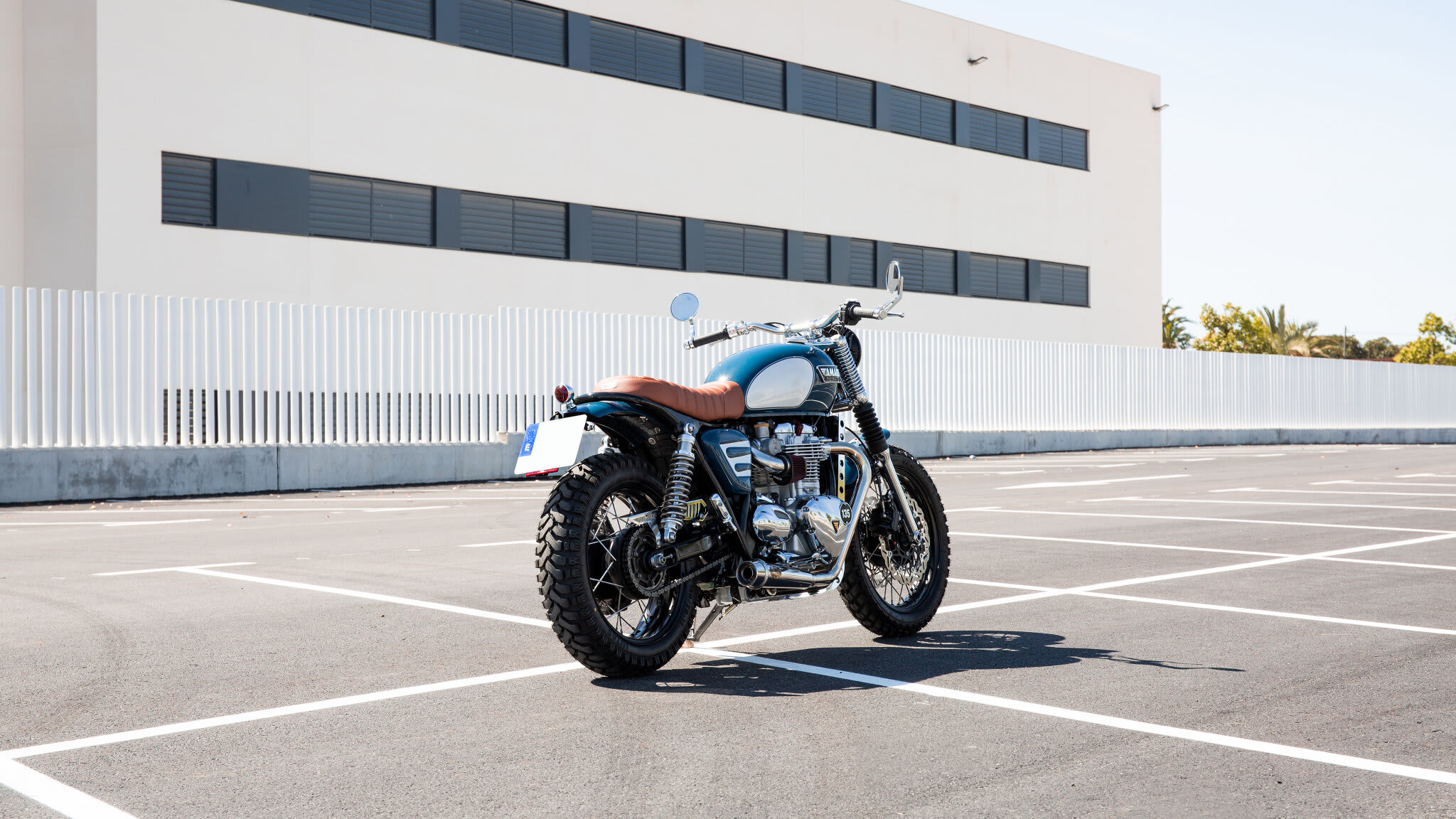 triumph bonneville t120 brat style tamarit coffee snob