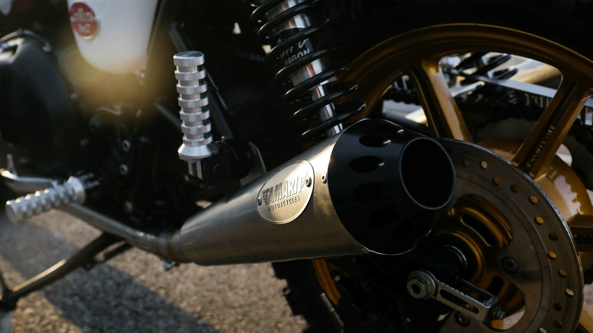 triumph bonneville se cafe racer tamarit lemans
