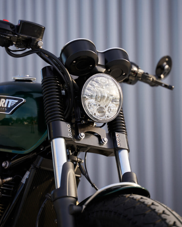 triumph bonneville t120 brat style tamarit moli