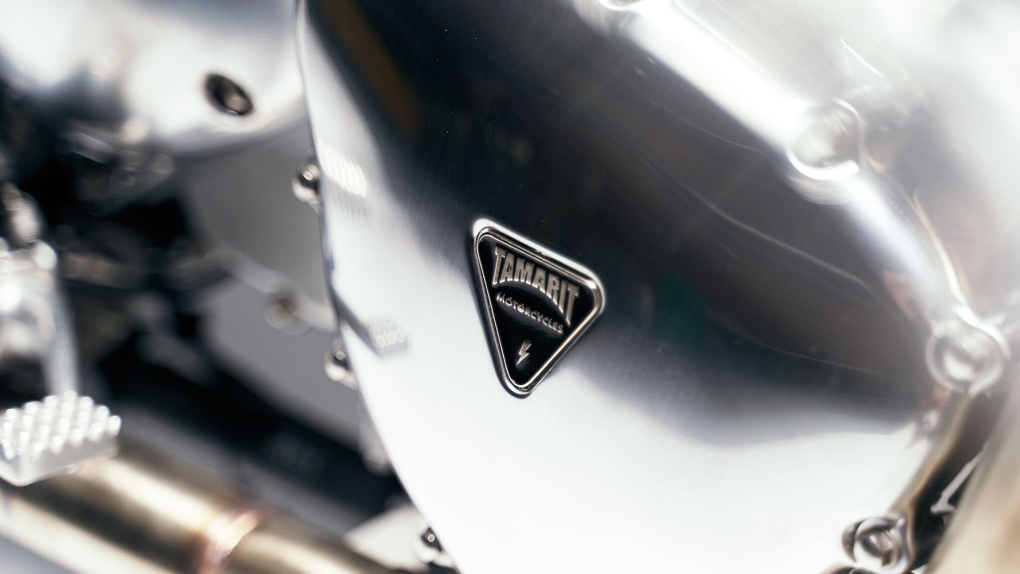 triumph thruxton 900 scrambler tamarit angel