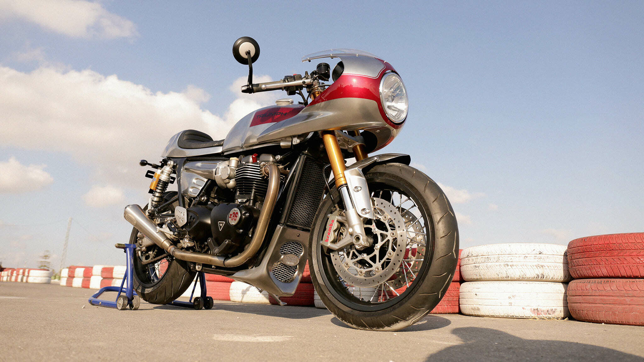 triumph thruxton 1200R cafe racer tamarit dakota